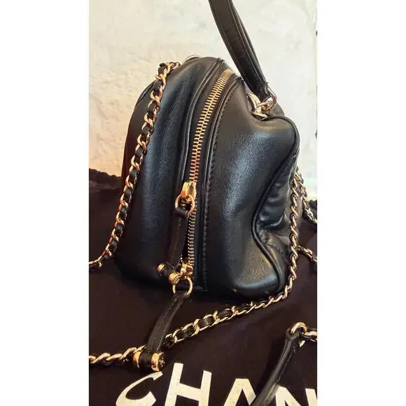 CHANEL BLACK QUILTED BOWLING CHAIN BAG - Picture 5 of 16